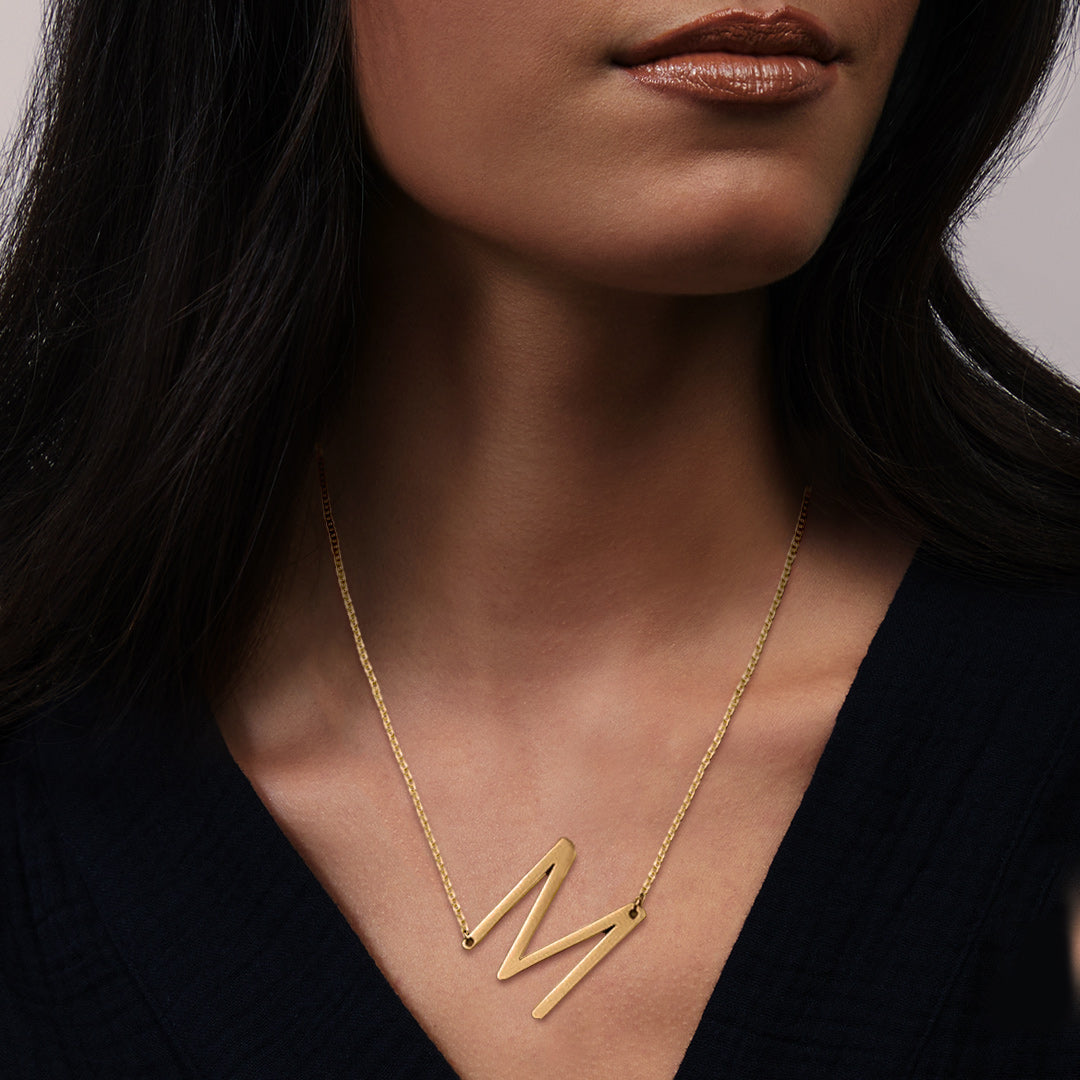 Initial Letter Necklace 18K Gold - สร้อยคอสแตนเลสประดับจี้ชุบทอง18K ของขวัญวันวาเลนไทน์สำหรับแฟน