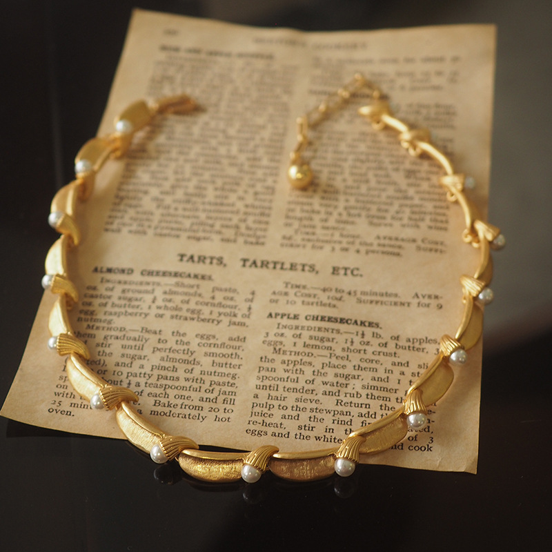 Pearl Choker Necklace Vintage - ยุโรปและอเมริกาสไตล์ฝรั่งเศสหรูหราฝังมุกแปรง Retro VINTAGE สร้อยคอแฟชั่นเครื่องประดับอุปกรณ์เสริมสําหรับผู้หญิง