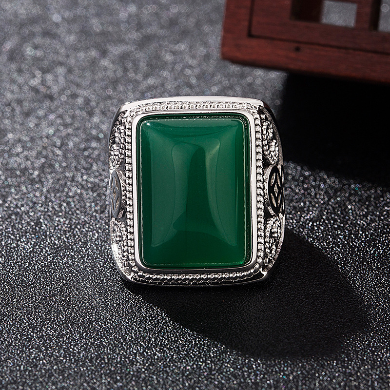 แหวนหยกธรรมชาติสีเขียว เครื่อง - Rings บทวิจารณ์และราคา