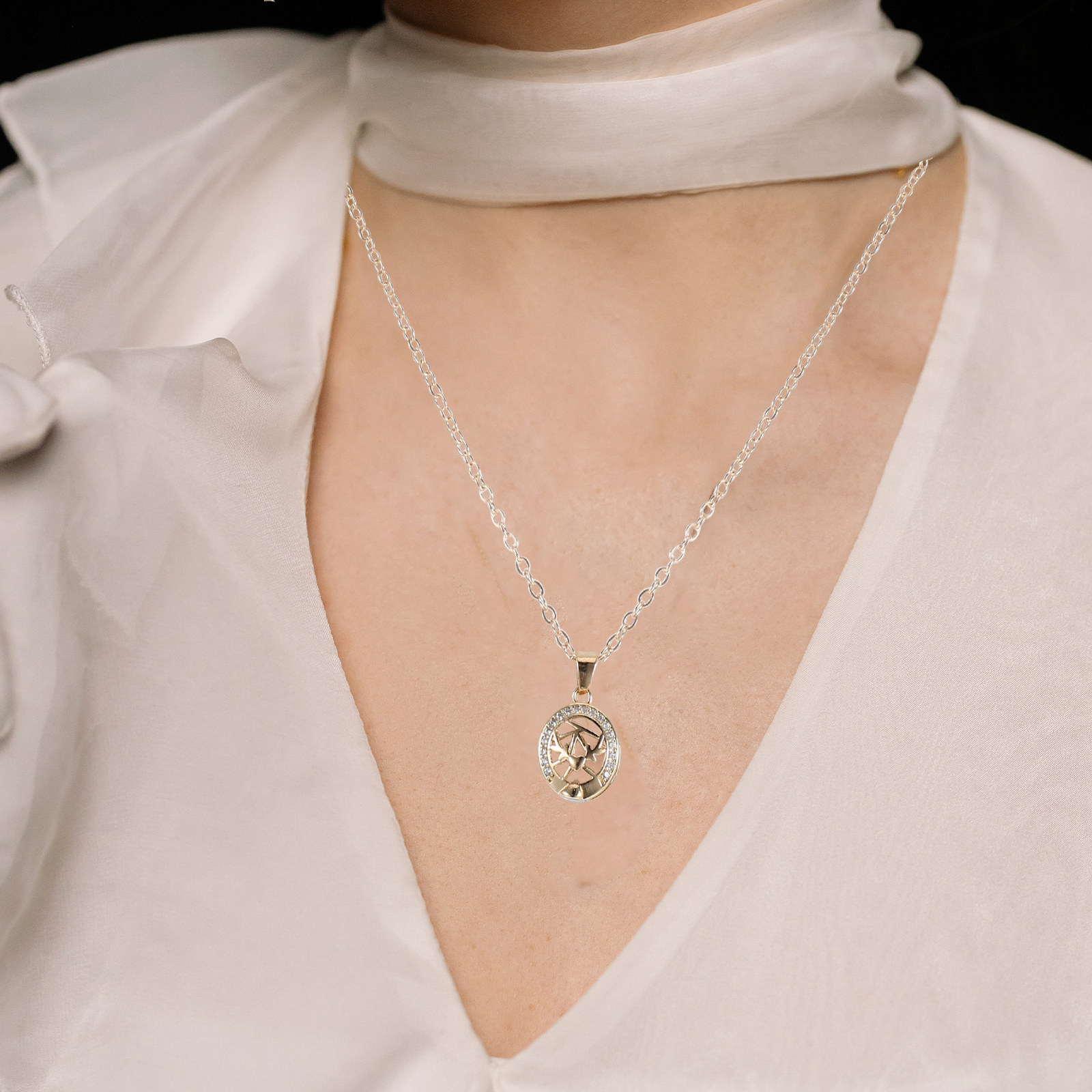 ชุดสร้อยคอพระอาทิตย์และพระจันท - Magnetic Couple Matching Necklaces บทวิจารณ์และราคา