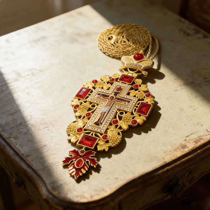สร้อยคอไม้กางเขนทองคำประดับอัญ - Cross Pendant Necklace Gold บทวิจารณ์และราคา