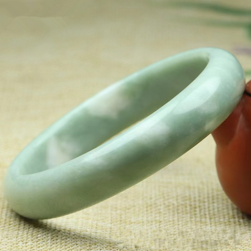 หยกสำหรับผู้หญิง, กำไลหยกสีเขี - Bracelets บทวิจารณ์และราคา