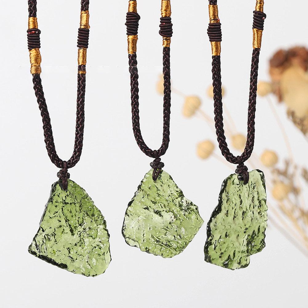 ธรรมชาติที่ไม่ซ้ํากันคริสตัลคว - Crystal Pendant Necklace Natural Stone บทวิจารณ์และราคา
