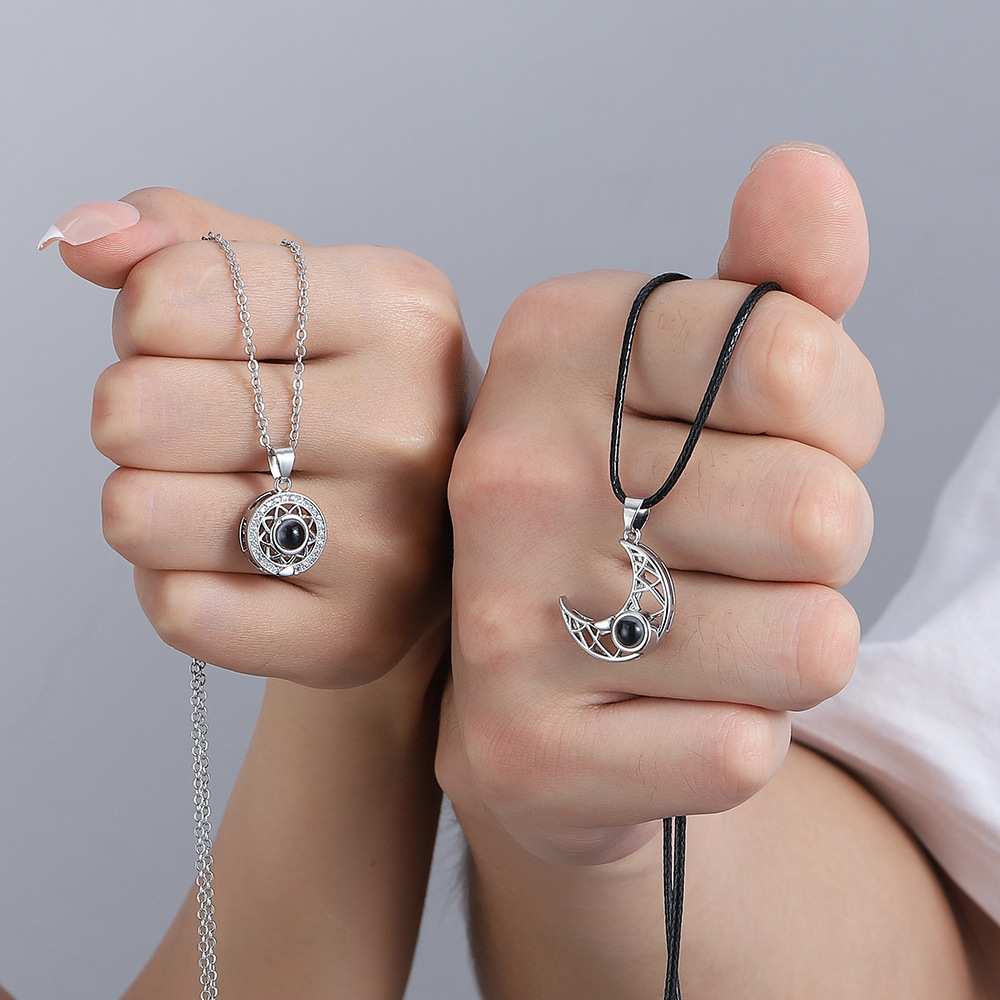 2PCS แม่เหล็กคู่สร้อยคอ100 I L - Magnetic Couple Matching Necklaces บทวิจารณ์และราคา