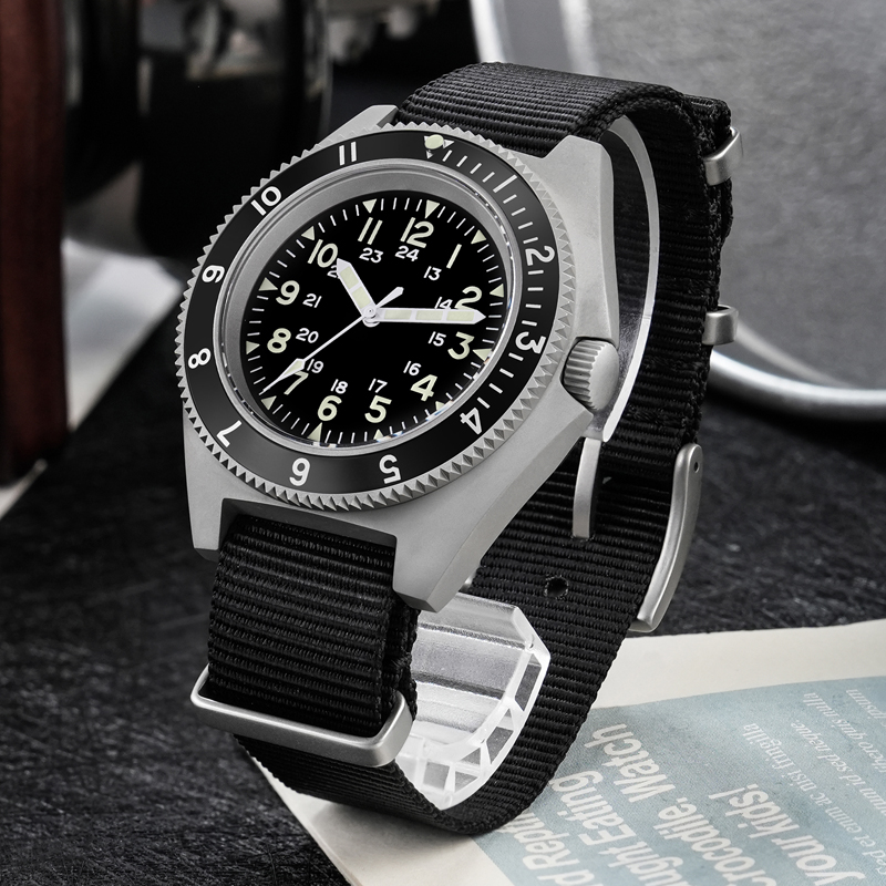นาฬิกาควอตซ์ Watchdives รุ่น W - Watch Accessories บทวิจารณ์และราคา