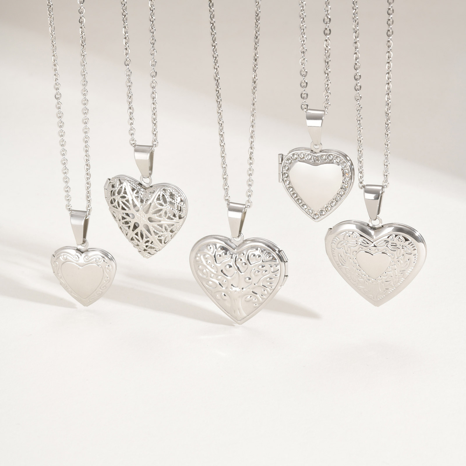 Vnox ไม่เคยจางหายสีเงินสแตนเลส - Heart Locket Necklace Photo บทวิจารณ์และราคา