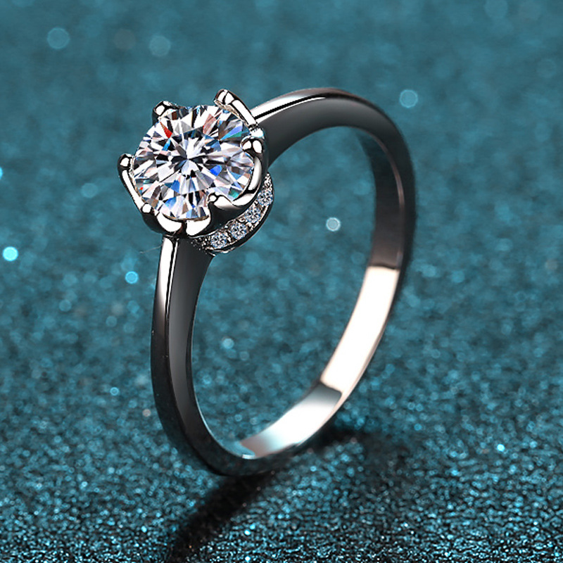 แหวนแพลตตินั่ม PT950 ประดับมอส - Moissanite Engagement Ring 1 Carat บทวิจารณ์และราคา